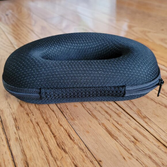 Arnette Protective Sunglass Case Gray Zipper Donut Hole Clam Shell Padded - Picture 6 of 10